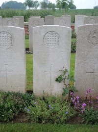 Peronne Road Cemetery Maricourt - De Vaux, Paul Adrian